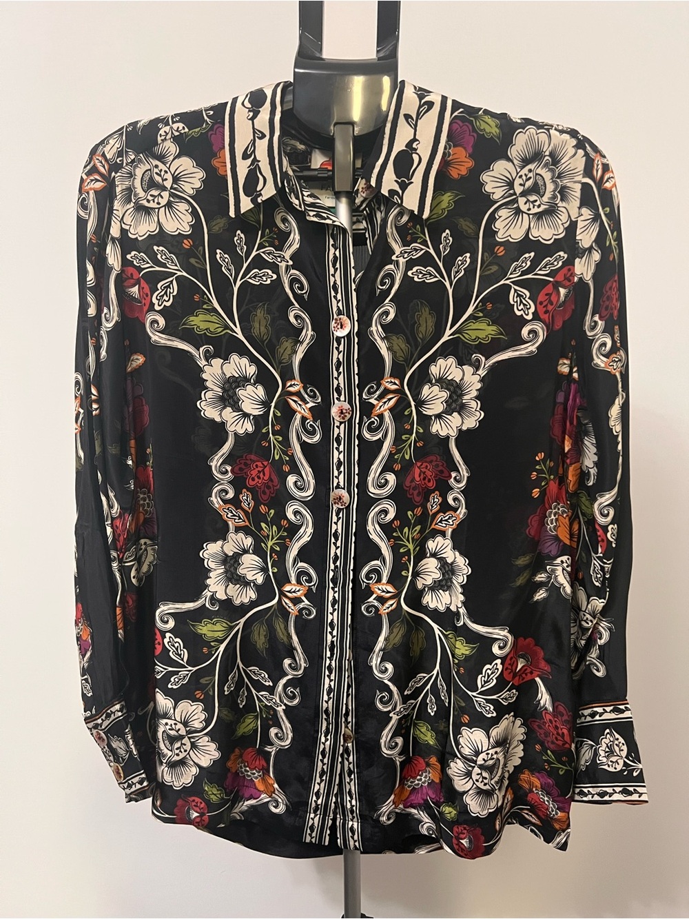 FARM Rio Anthropologie Floral Button Down Shirt Only NWT Size S Viscose